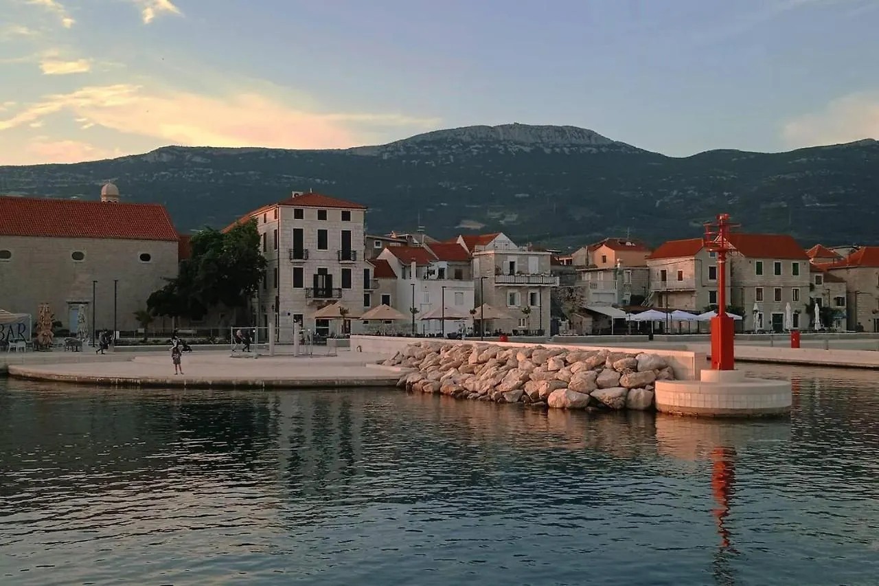 Сasa de vacaciones Kuca Za Odmor U Kastelima S Pogledom Na More Kaštela